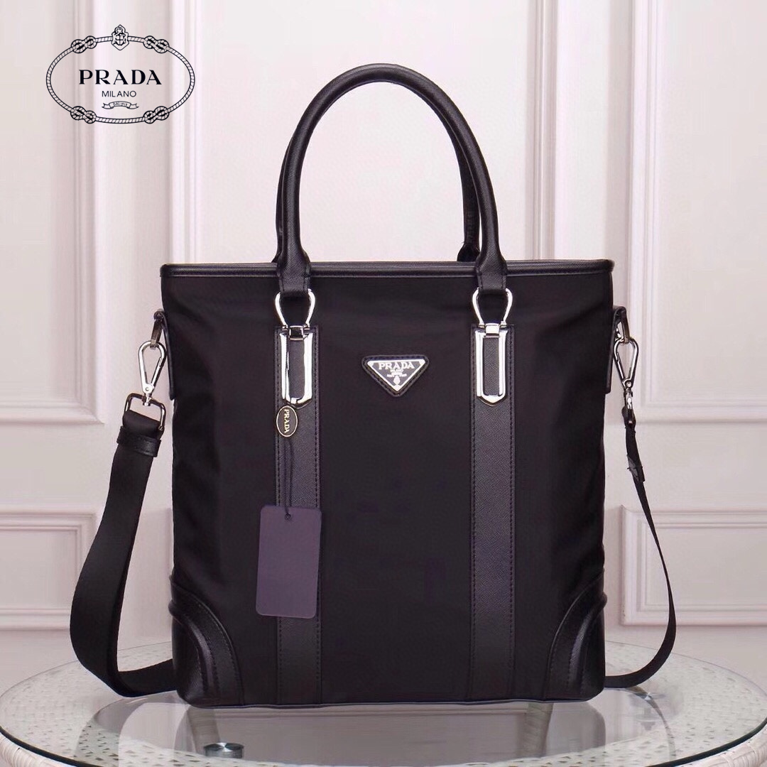 【PRADA 公式旗艦店】プラダ  ブリーフケース  当日出荷 好評に付き再入荷！34*33*8CM