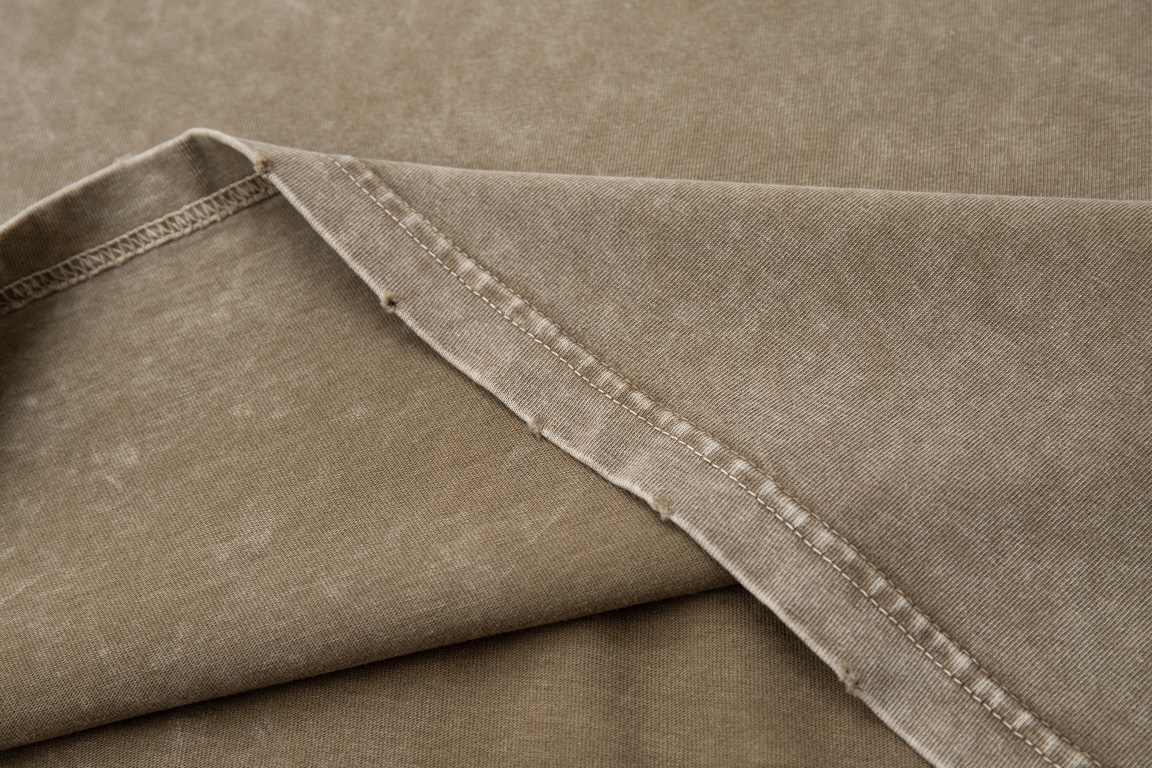 【CHROME HEARTS  公式旗艦店】クロムハーツ    Tシャツご好評に付き再入荷！