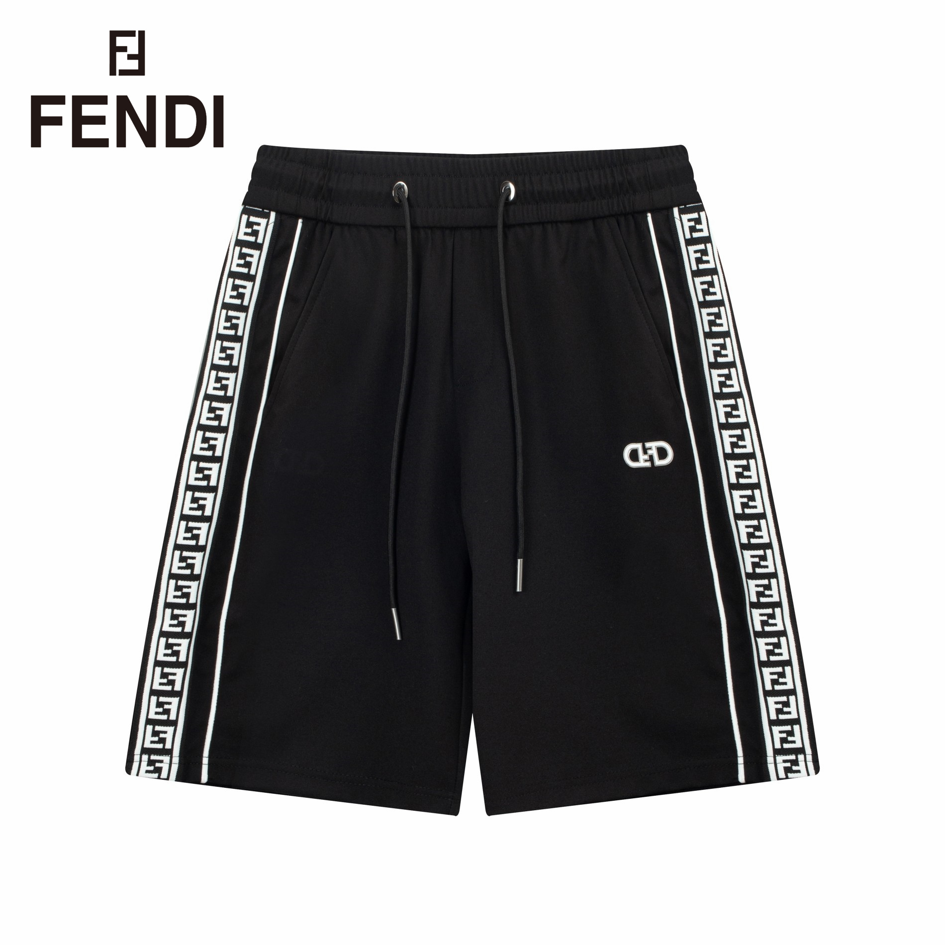 【MONCLER 公式旗艦店】モンクレール   ショートパンツ  ご好評に付き再入荷！