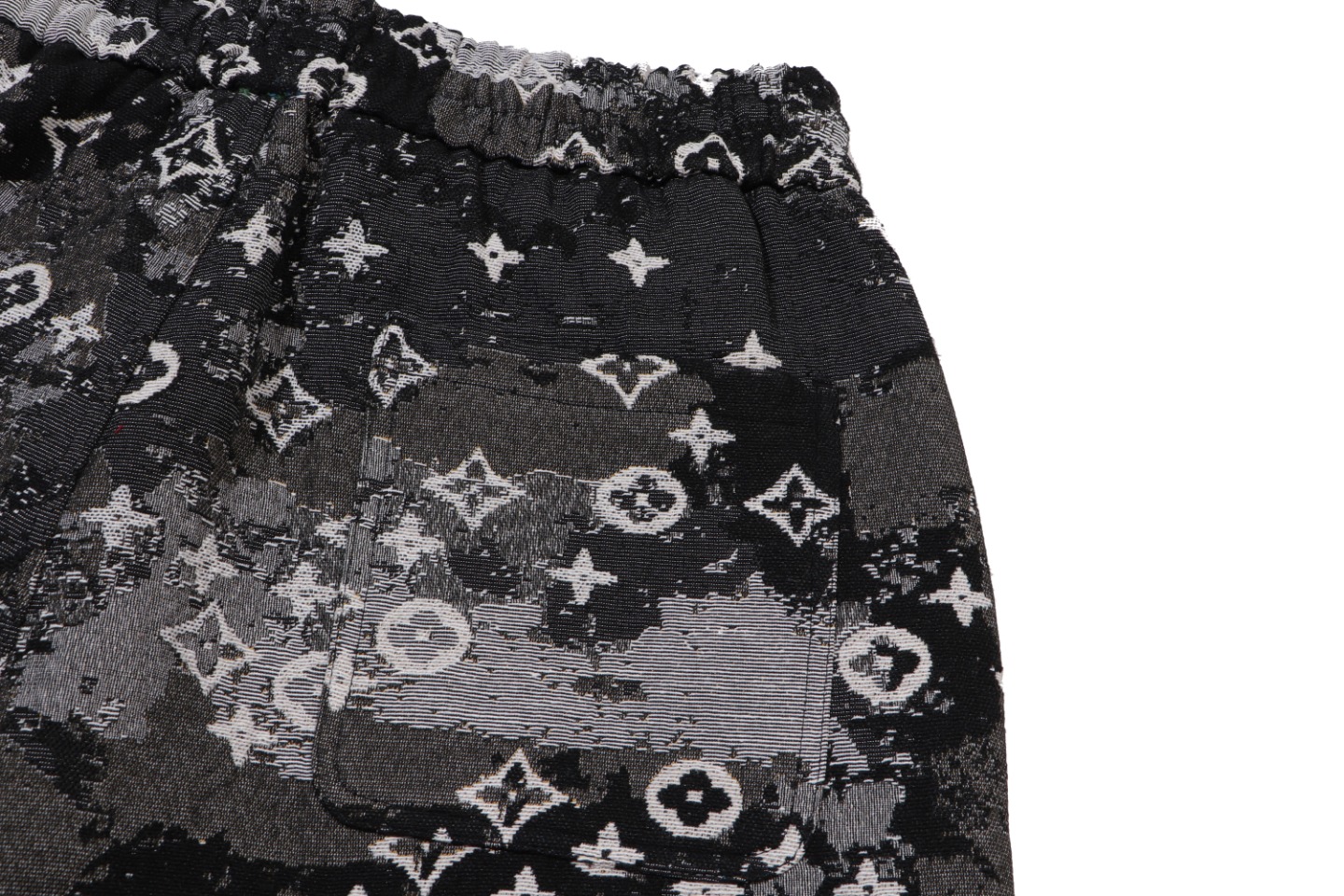 【LOUIS VUITTON 公式旗艦店】ルイヴィトン  ショートパンツ  ご好評に付き再入荷！