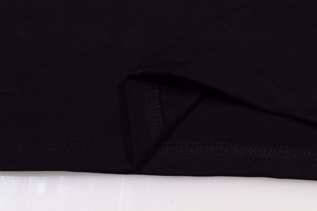 【CHROME HEARTS公式旗艦店】クロムハーツ  Tシャツ ご好評に付き再入荷！