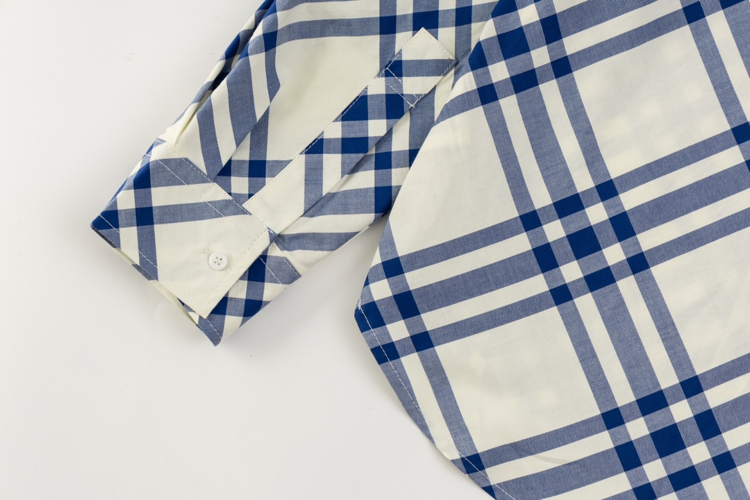 【BURBERRY  公式旗艦店】バーバリー  シャツ ご好評に付き再入荷！