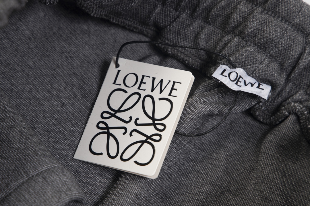 【LOEWE 公式旗艦店】ロエベ  ショートパンツ  ご好評に付き再入荷！24629