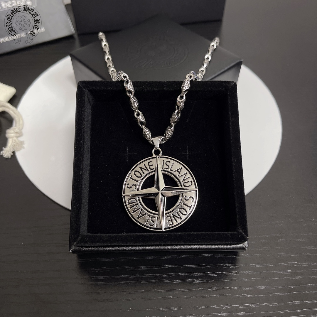 【CHROME HEARTS】クロムハーツ、新しいネックレス万能シンプルファッションオーナメント 2471