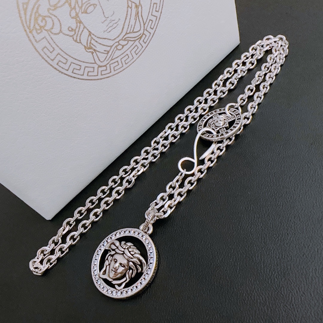 【VERSACE】ネックレス、新しいネックレス万能シンプルファッションオーナメント 2474