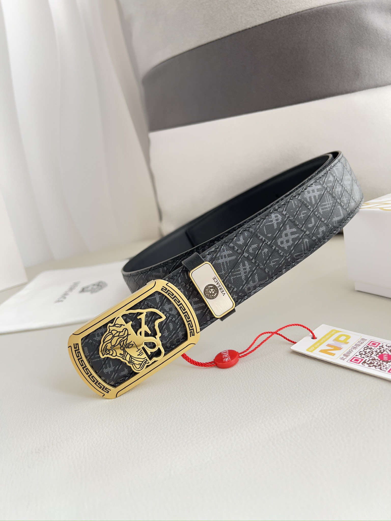 【VERSACE】(ヴェルサーチ) 3.8cmベルト メンズ 24706