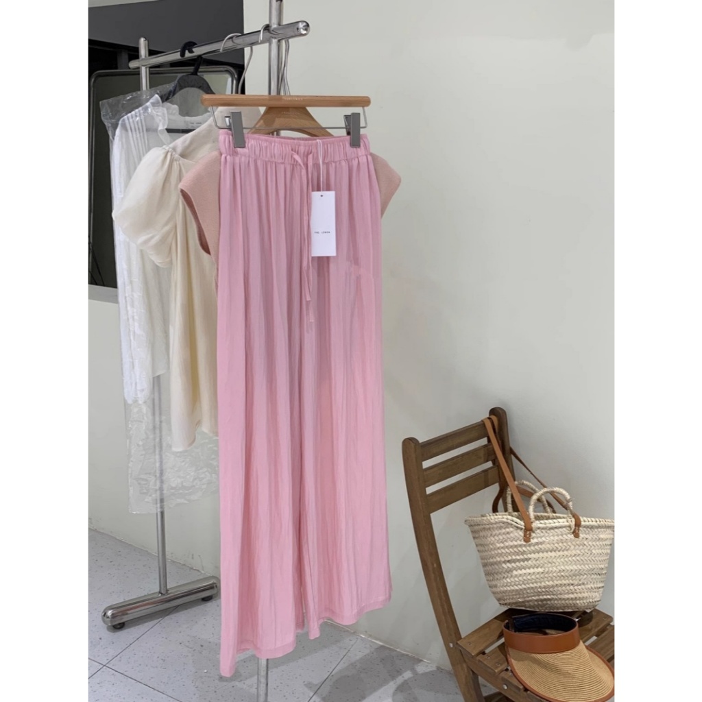 [Stella Fashion] Ice Silk Wrinkled Wide-Leg Pants Women Thin Material Style Straight Pants high waist slim Casual Pants-Stella's Fashion