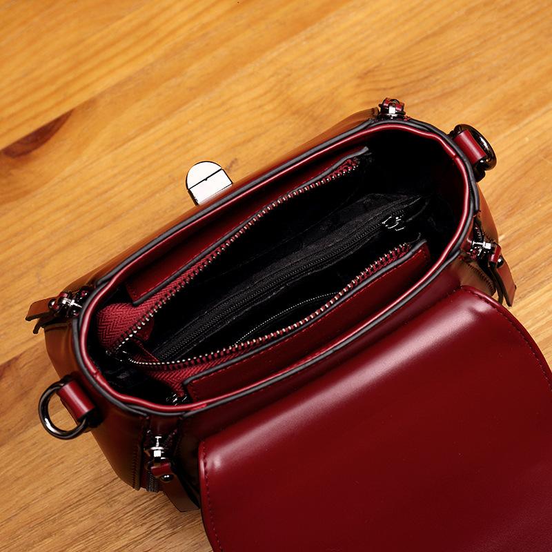 Leather Vintage Leather one shoulder portable diagonal span bag rivet saddle bag mySite