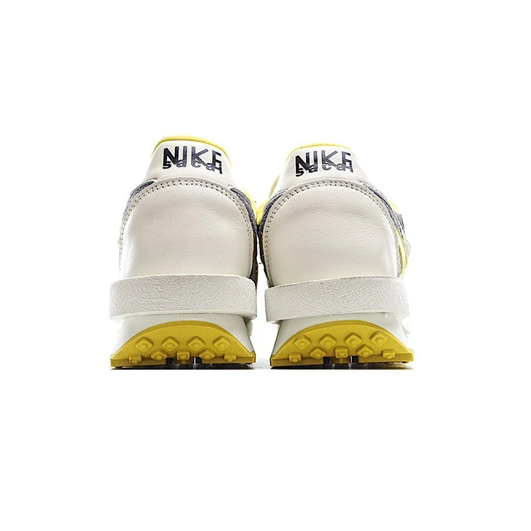 UNDERCOVER x sacai x ナイキ LDWaffle