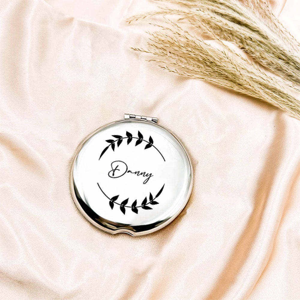 Personalized Engraved Silver Compact Mirror Favor, Custom Engraved Name Pocket Mirror, Gift for Her, Bridesmaid Gifts, Wedding Party Gifts - soufeelmy
