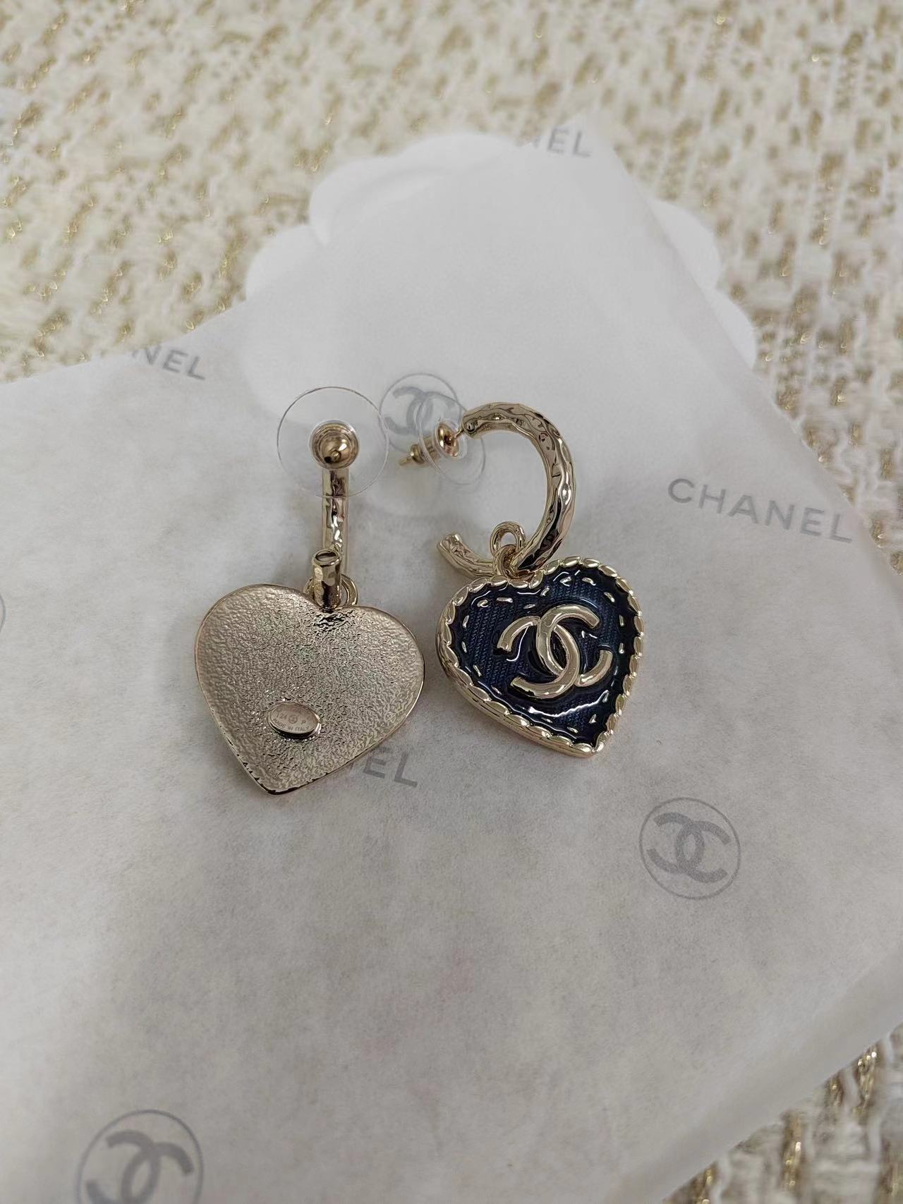 CHANE1 ブルーエナメルピーチハートピアス【 50%割引+送料無料】