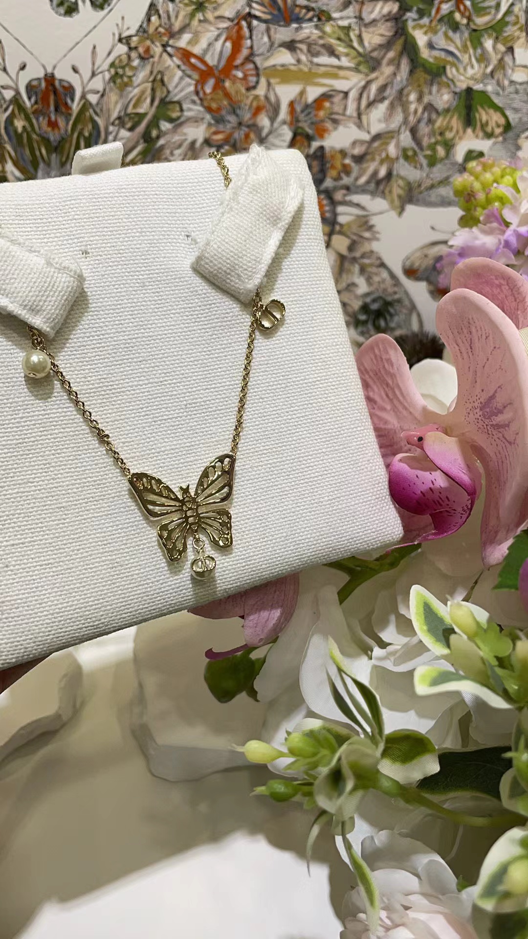 DI0R ホローバタフライパール CD ネックレス【 50％割引+送料無料】