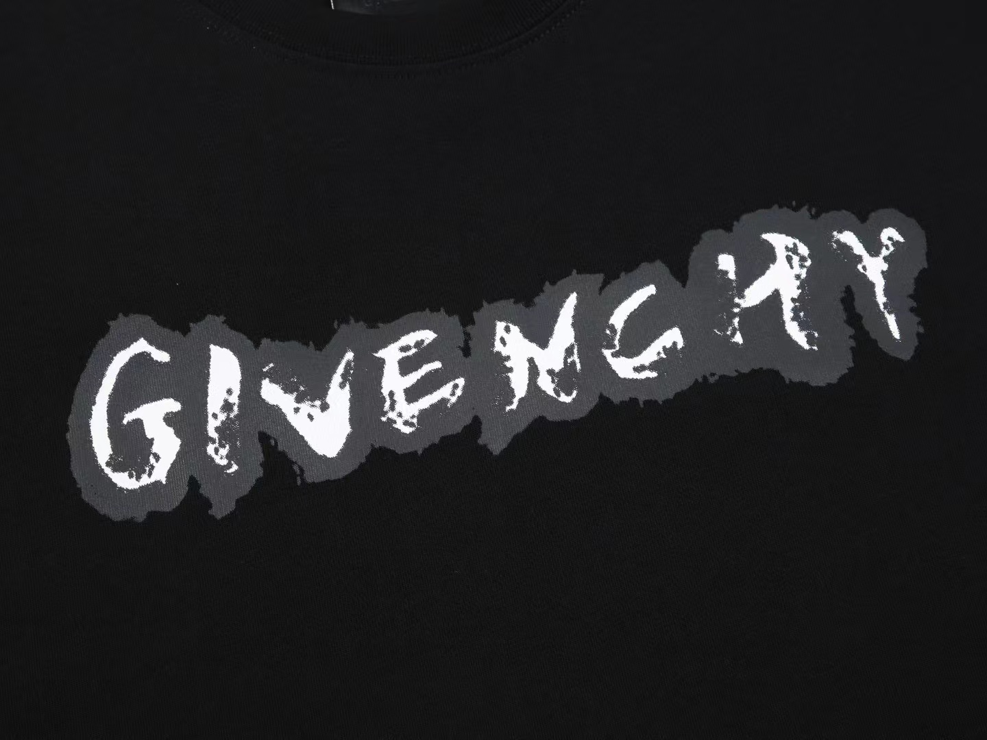 G1VENCHY シンプルレターTシャツ【 50％割引+送料無料】