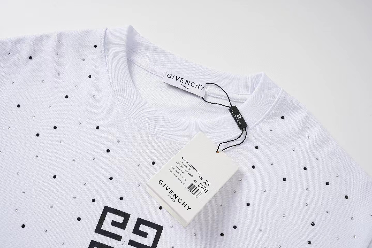 G1VENCHY ポルカドット Tシャツ【 50％割引+送料無料】