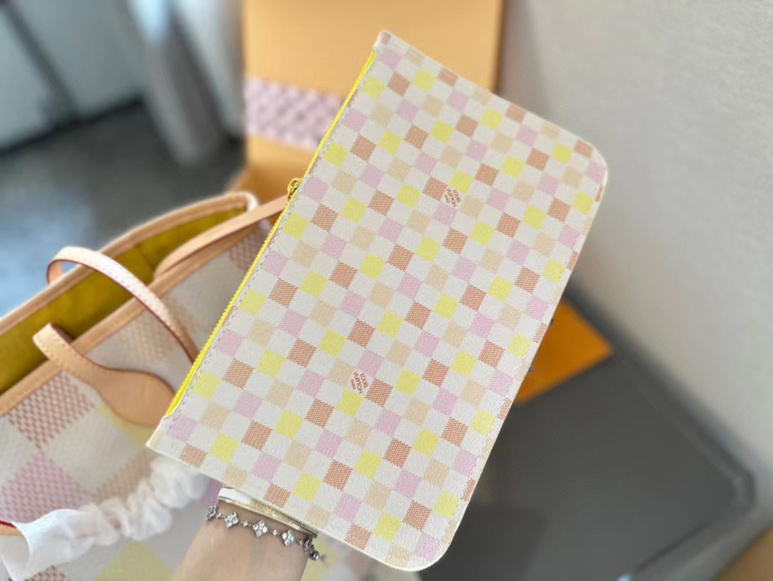LVチェック柄ショッピングバッグ【 50％割引+送料無料】