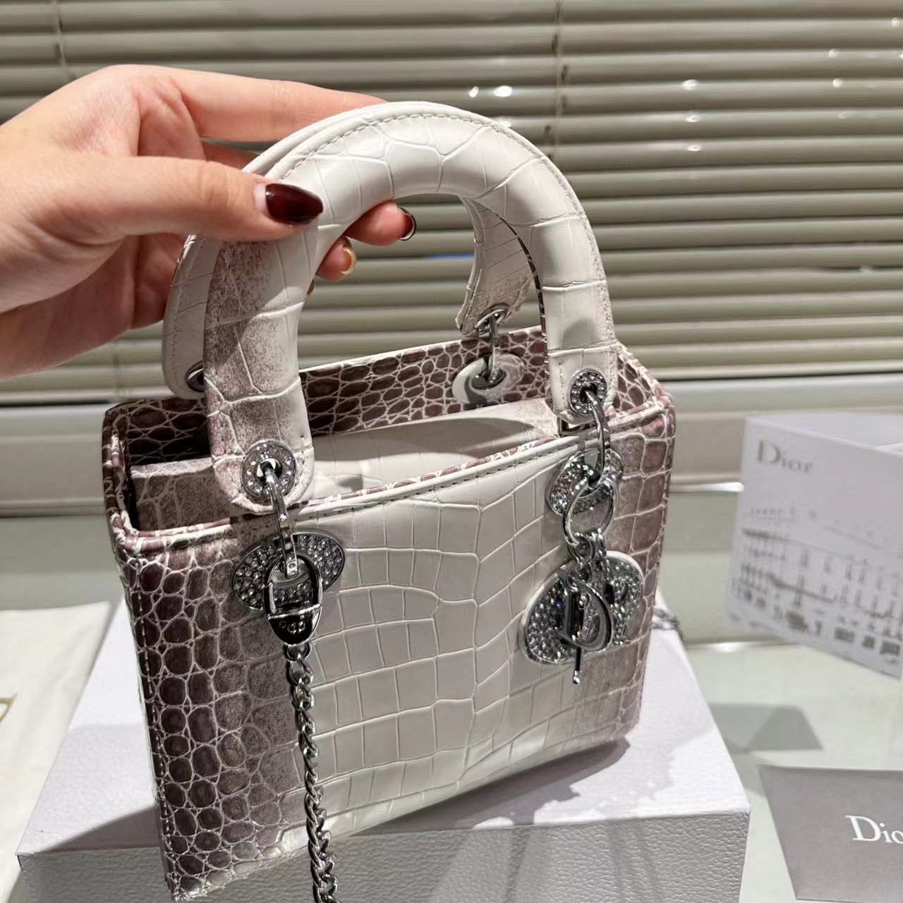 D1OR Lady ヒマラヤハンドバッグ【 50％割引+送料無料】