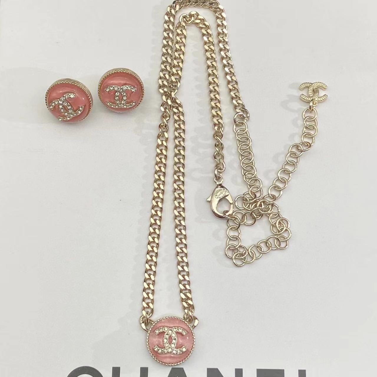 CHANE1 イヤリング+ネックレス 2点セット【50％割引+送料無料】