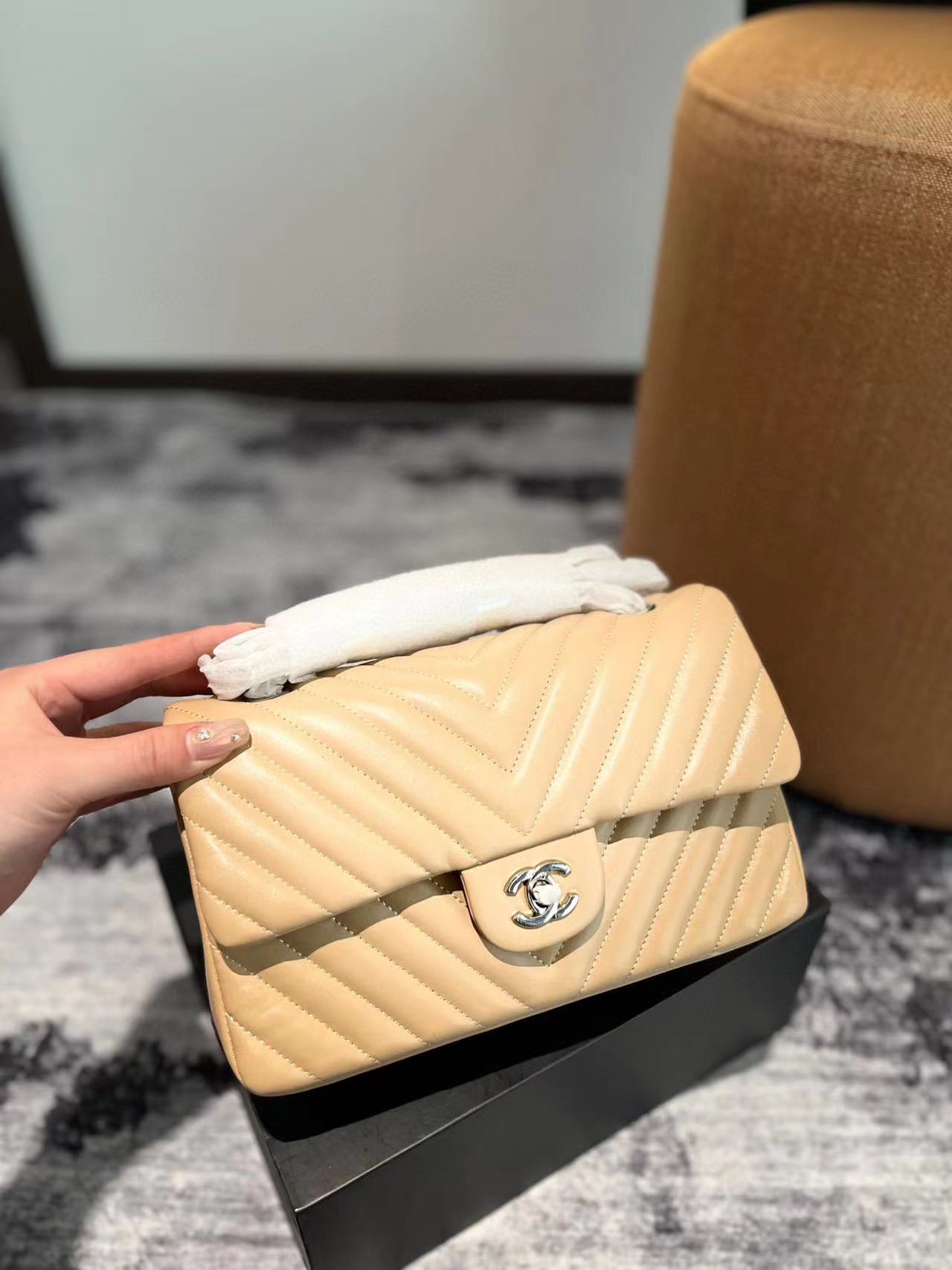 CHANE1 CF チェーンバッグ【50％割引+送料無料】