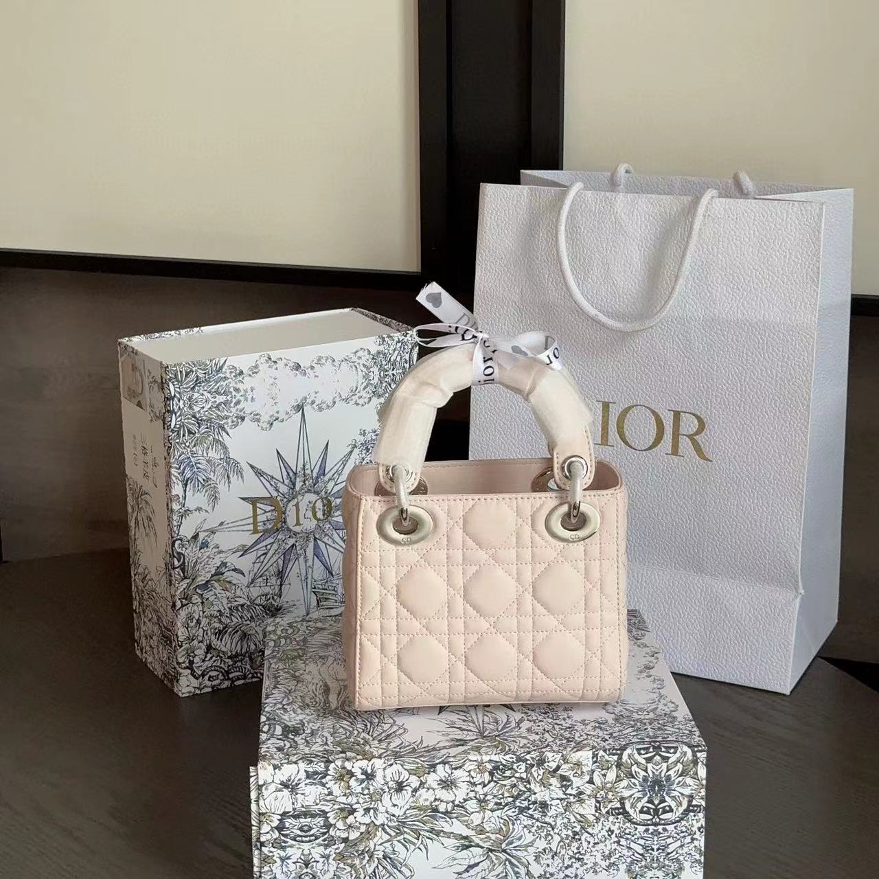 DI0R Lary ハンドバッグ【50％割引+送料無料】