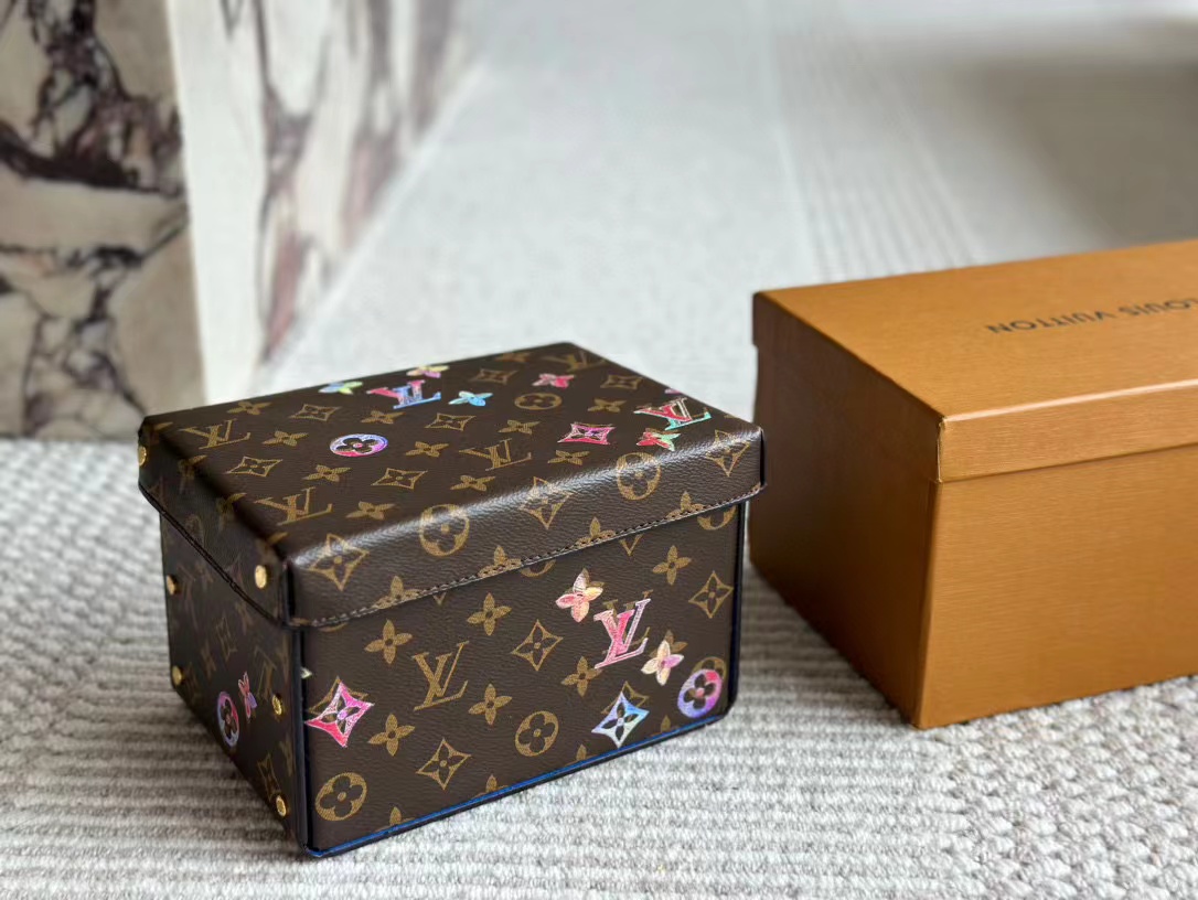LV老眼収納袋【50％割引+送料無料】