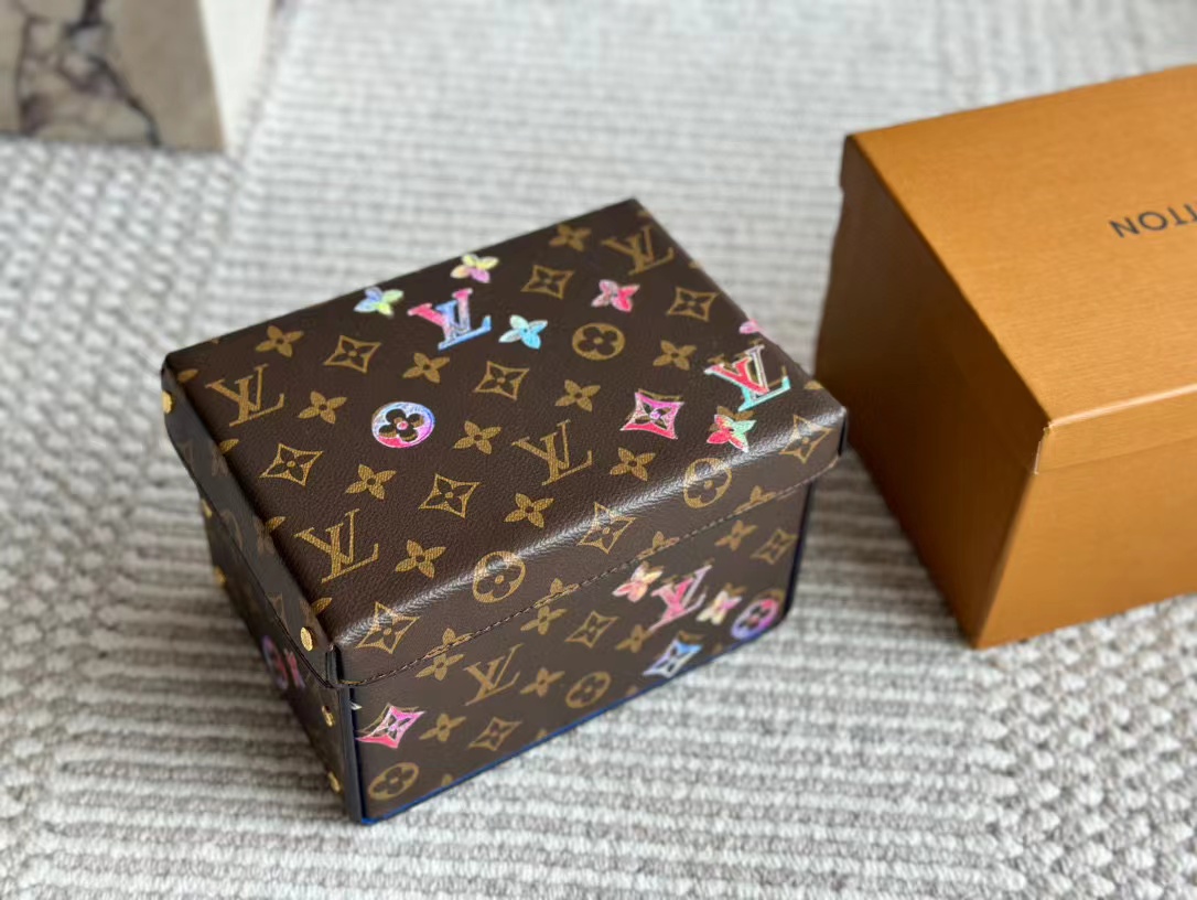 LV老眼収納袋【50%割引+送料無料】