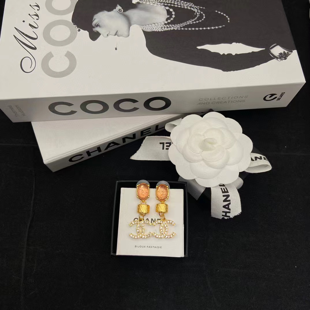 CHANE1 ダブルCレターイヤリング【50％割引+送料無料】