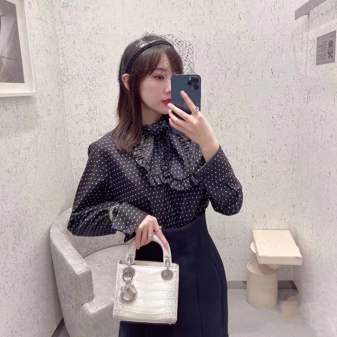 DI0R ヒマラヤクロコダイル ダイヤモンドバックル ハンドバッグ【50％割引+送料無料】