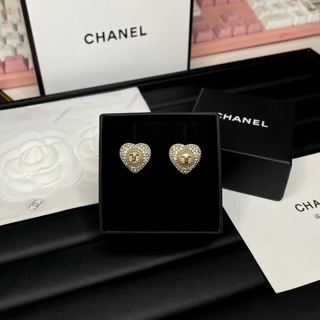 CHANE1 ダブルC フルダイヤモンド ハート ピアス【50％割引+送料無料】