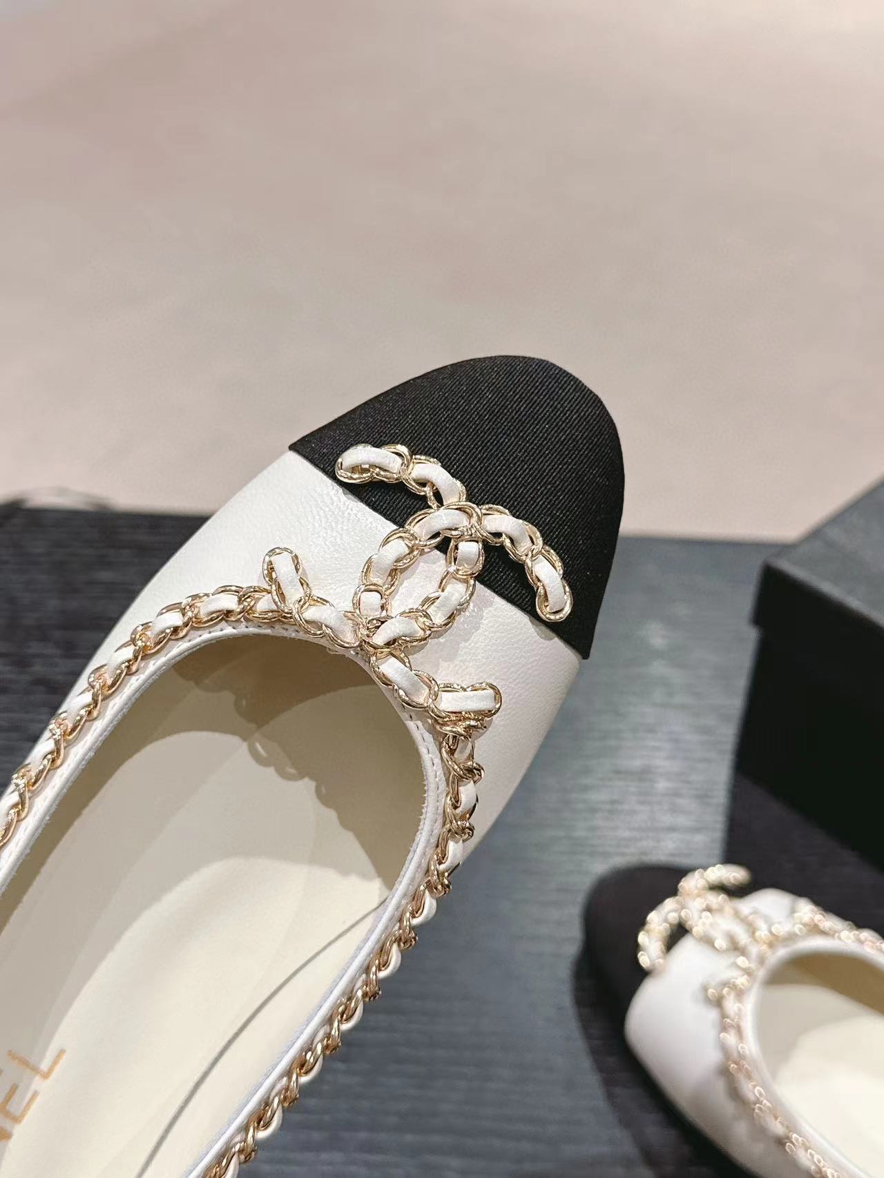 CHANE1 高品質ダブル C チェーン フラット シューズ【50％割引+送料無料】