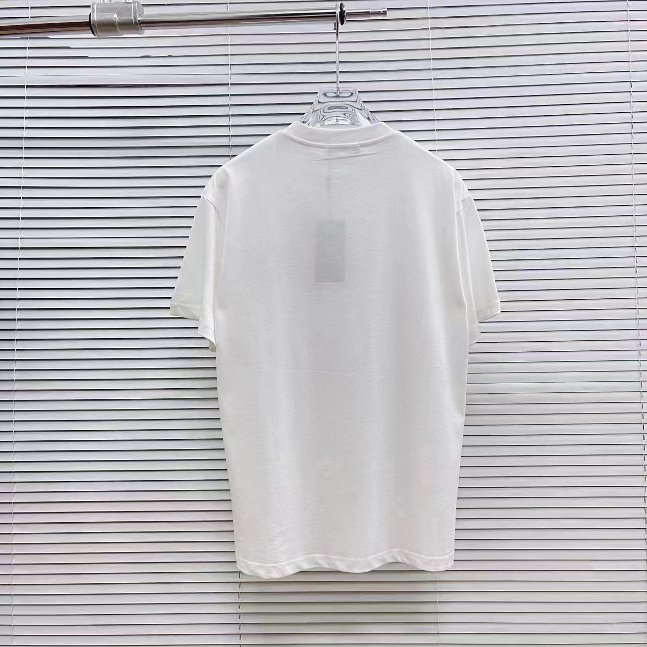 GUCC1 シンプル刺繍文字 メンズ Tシャツ【 50％割引+送料無料】