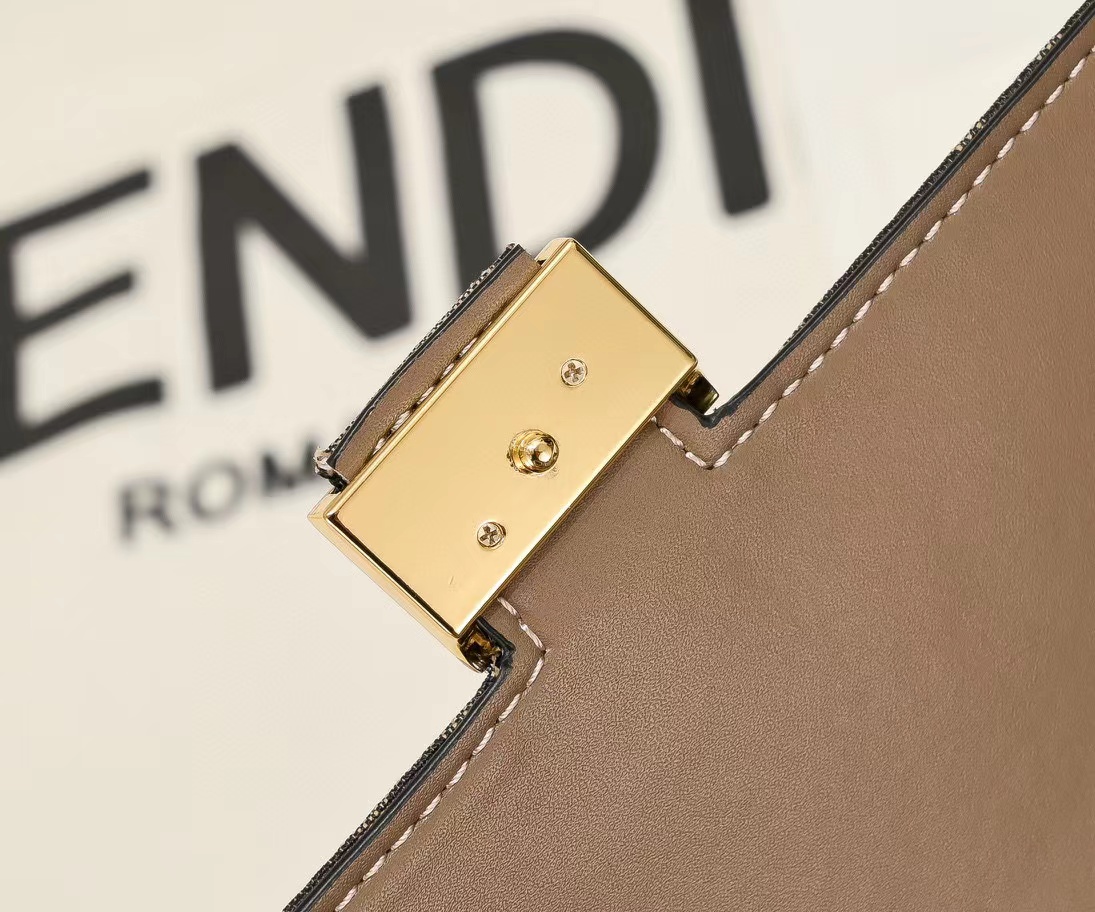 FEND1 チェーン老眼脇用バッグ【 50％割引+送料無料】