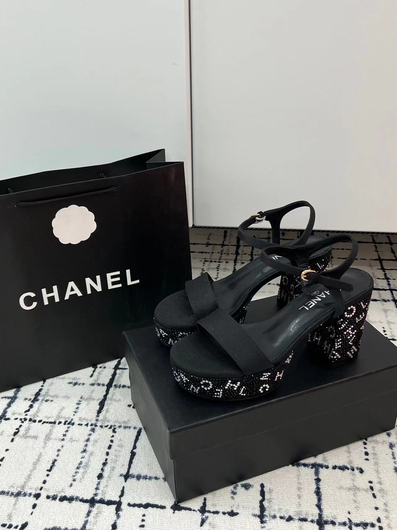 CHANE1 ラインストーン ハイヒール サンダル【50％割引+送料無料】