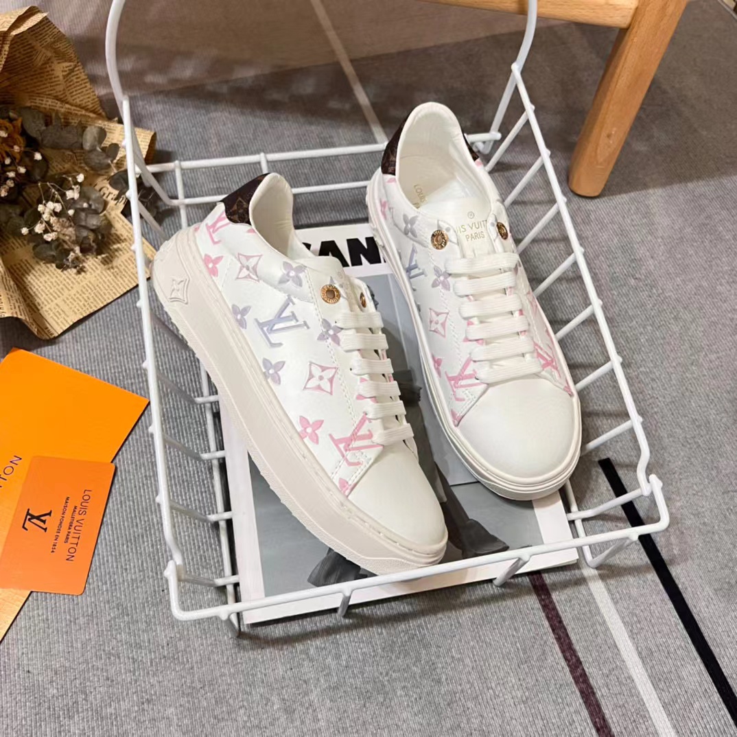 LV プリントの白い靴【50％割引+送料無料】