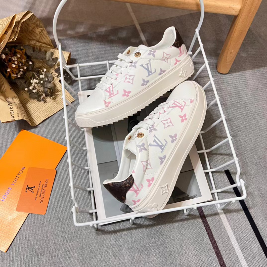 LV プリントの白い靴【50％割引+送料無料】
