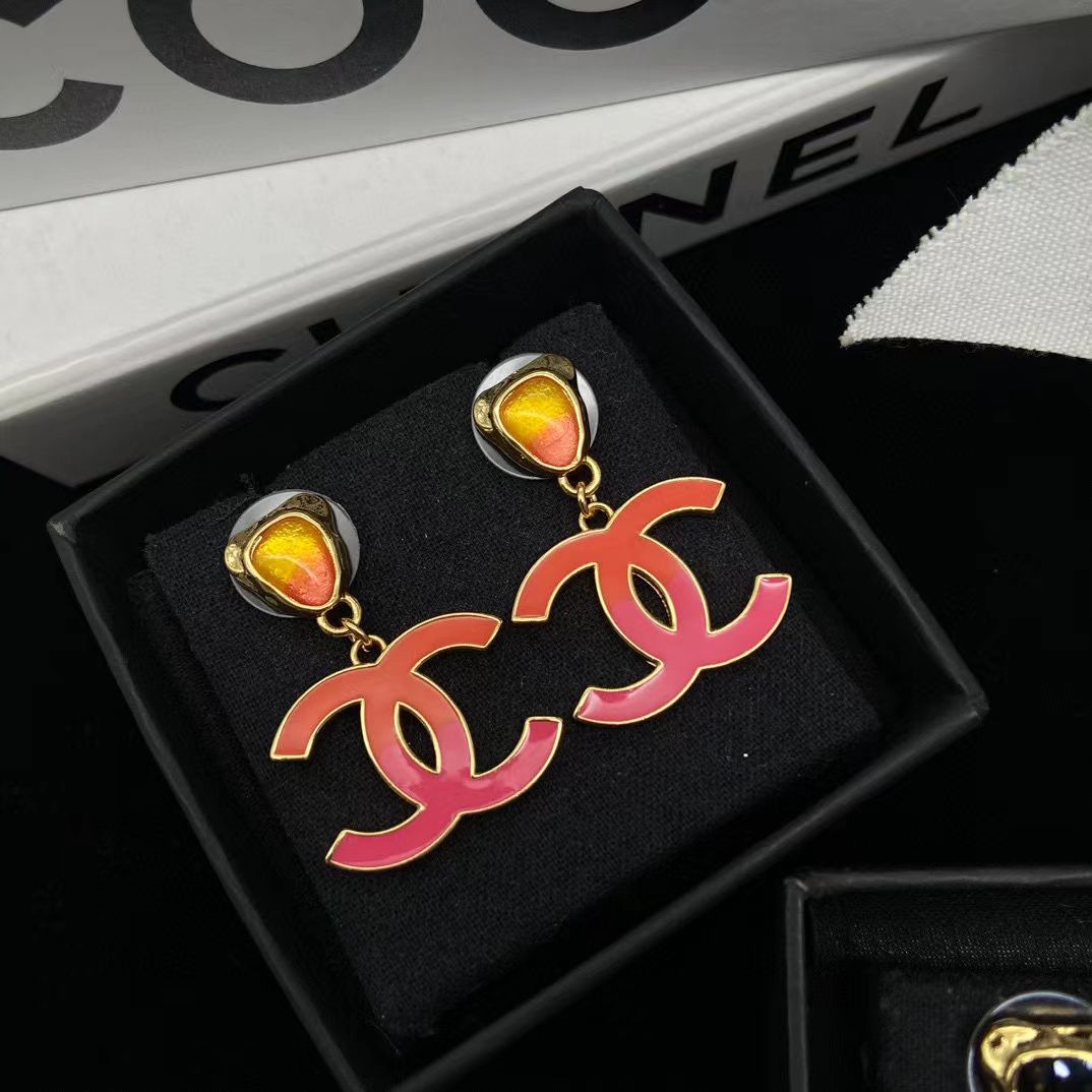 CHANE1 ダブルC スタッドピアス【50％割引+送料無料】