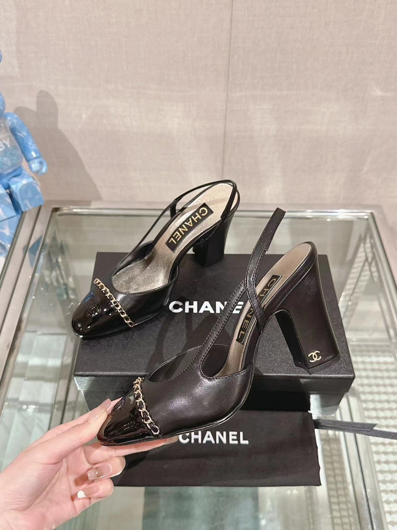 CHANE1 高品質シープスキン チェーン ハイヒール【50％割引+送料無料】