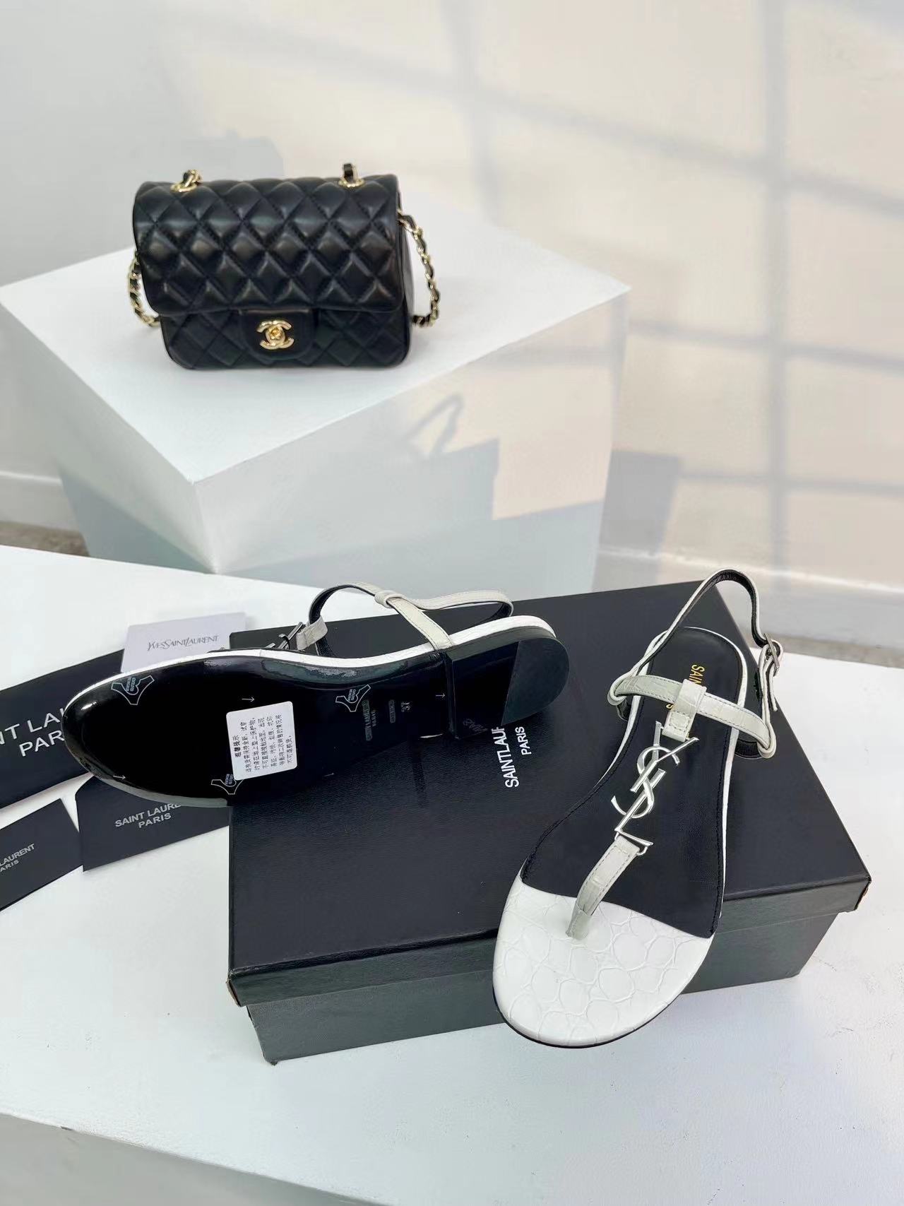 YSLの高品質シープスキンサンダル【50％割引+送料無料】