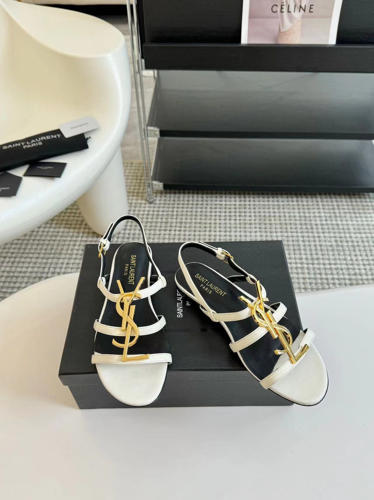 YSLの高品質ロゴサンダル【50％割引+送料無料】