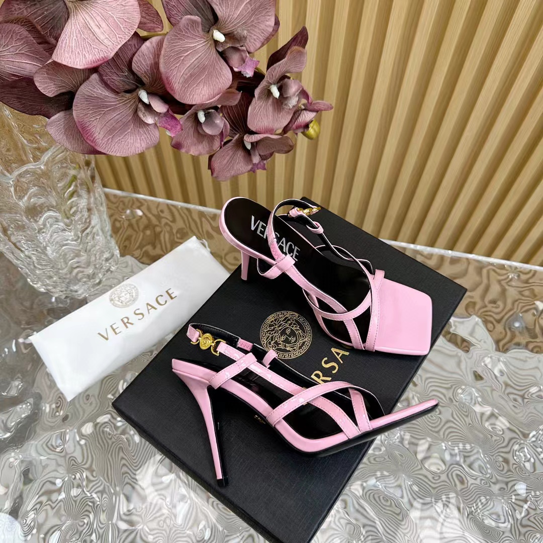 Versace 高品質のハイヒールサンダル【50％割引+送料無料】
