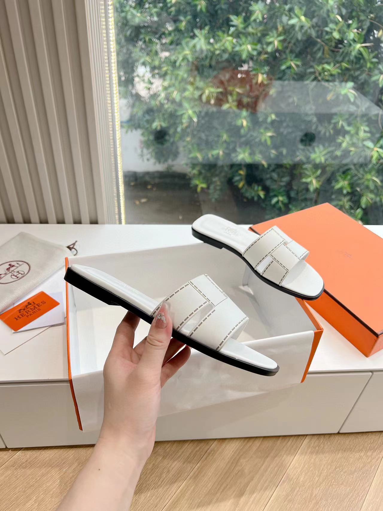 HERME5 上質シンプルスリッパ【50％割引+送料無料】