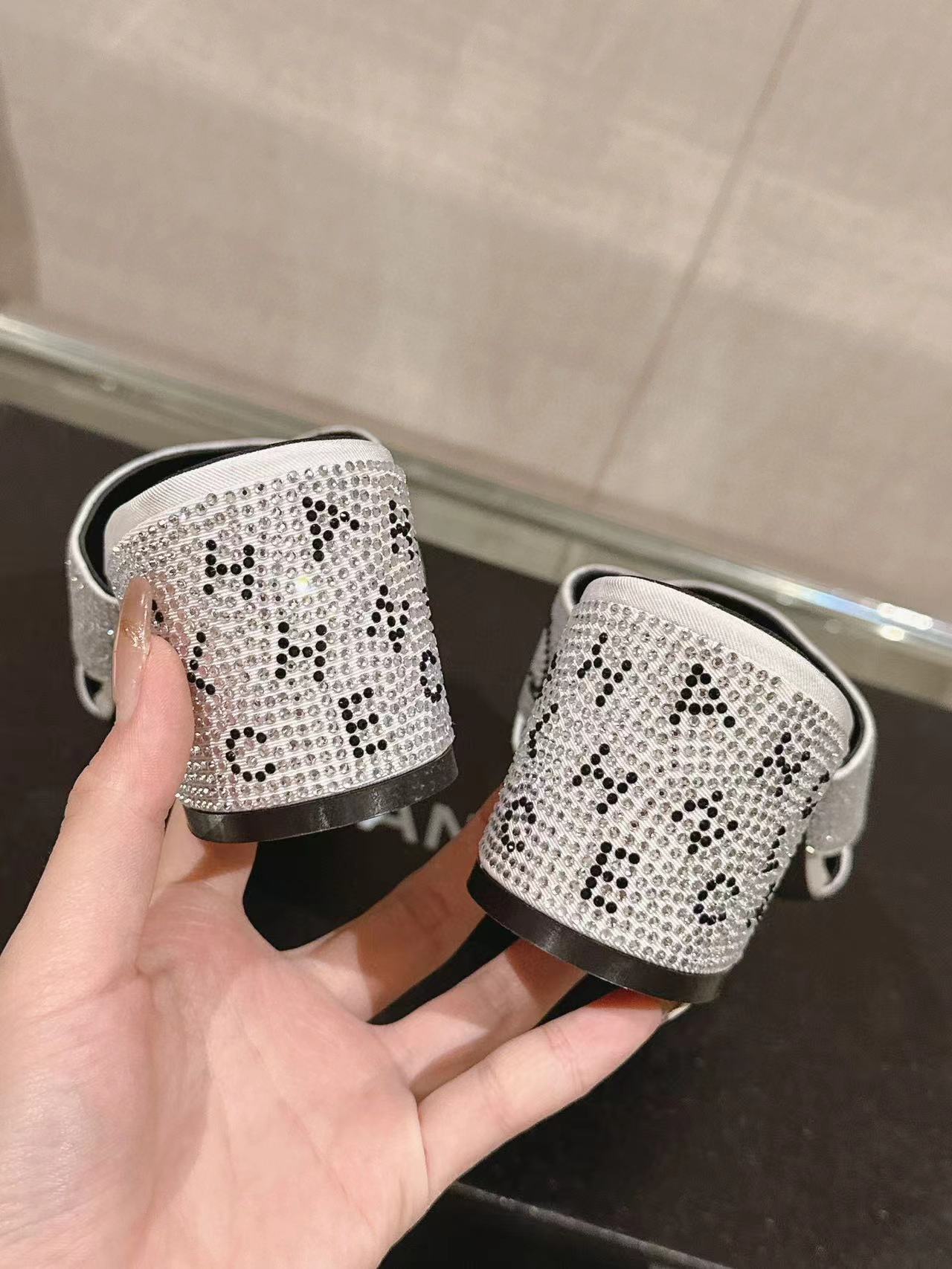 CHANE1 高品質のホットドリルハイヒールスリッパ【50%割引+送料無料】