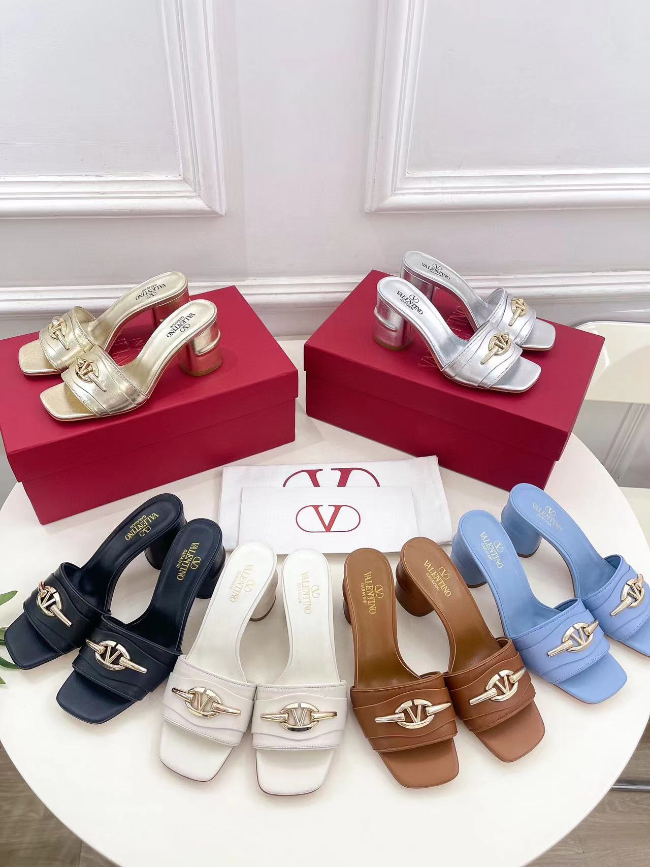 VALENT1NO 高品質牛革ハイヒール【50％割引+送料無料】