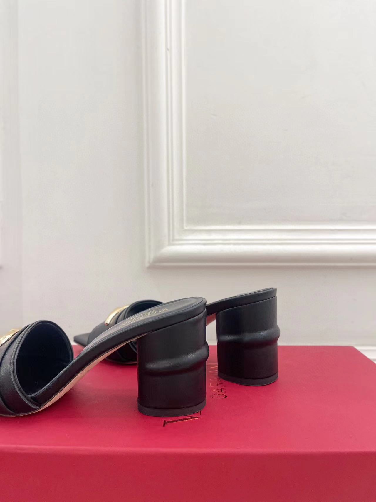 VALENT1NO 高品質牛革ハイヒール【50%割引+送料無料】