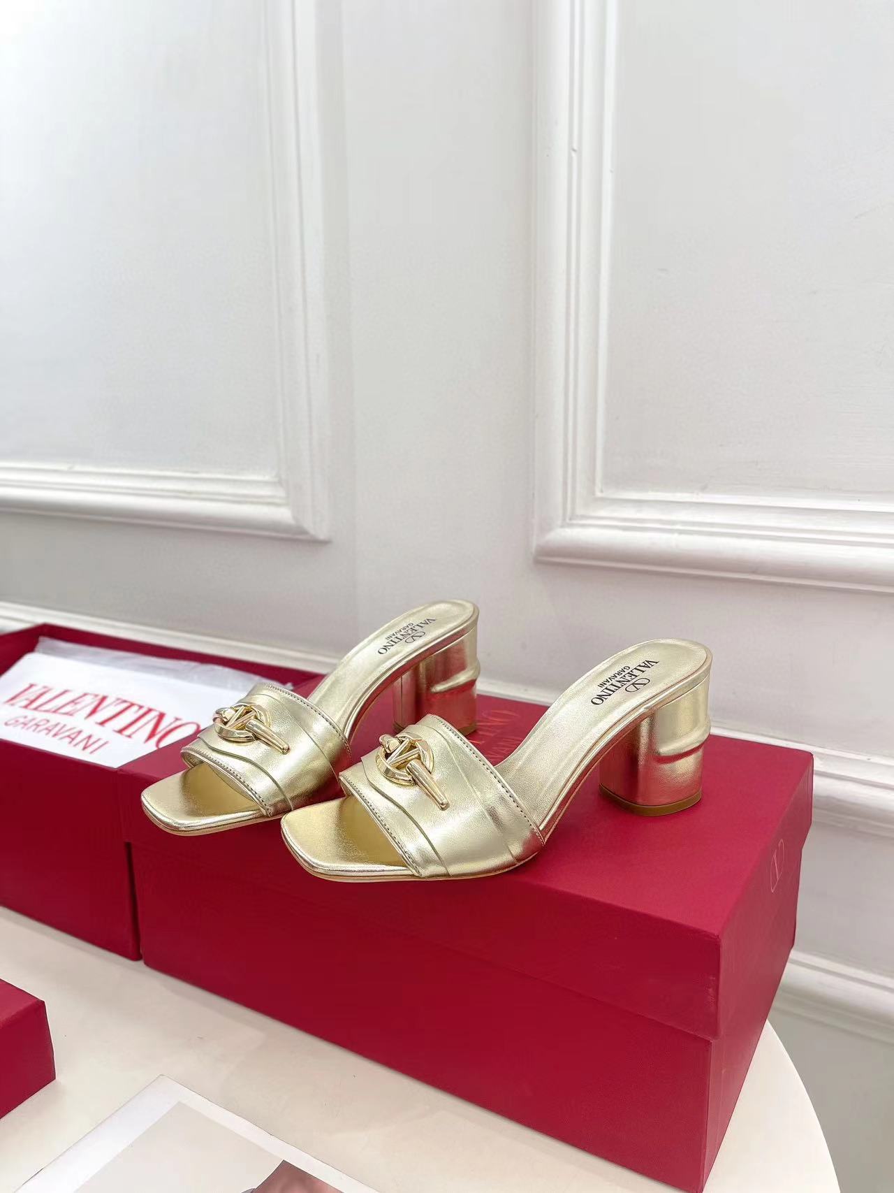 VALENT1NO 高品質牛革ハイヒール【50%割引+送料無料】