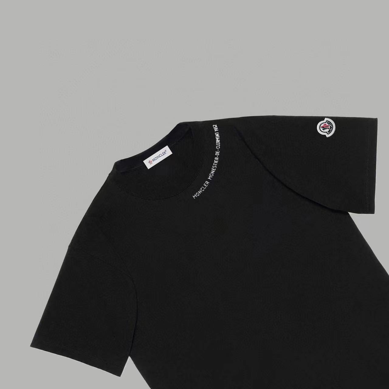 MONCLER シンプルなユニセックスTシャツ【 50％割引+送料無料】
