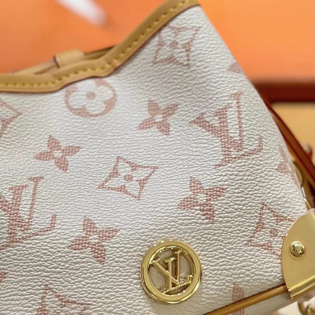 LV チェーンバケットバッグ【50％割引+送料無料】