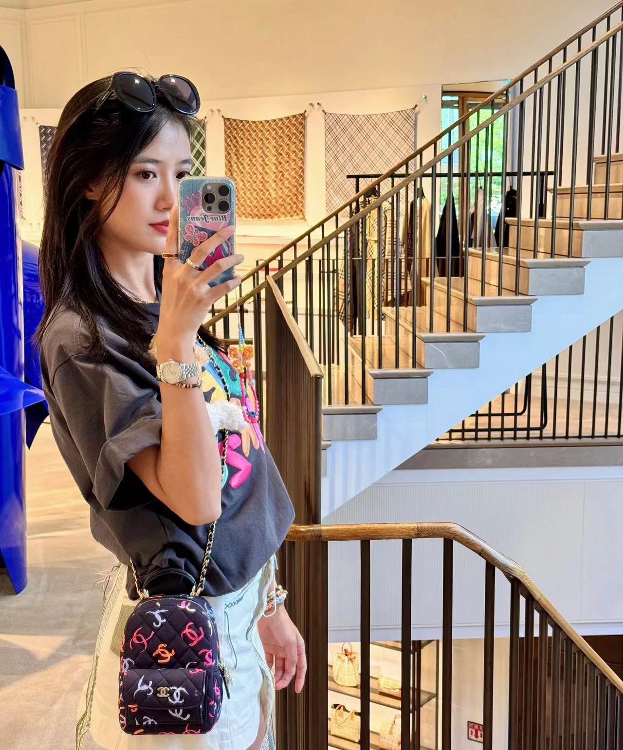 CHANE1 ダブルCロゴ チェーンバックパック【50％割引+送料無料】