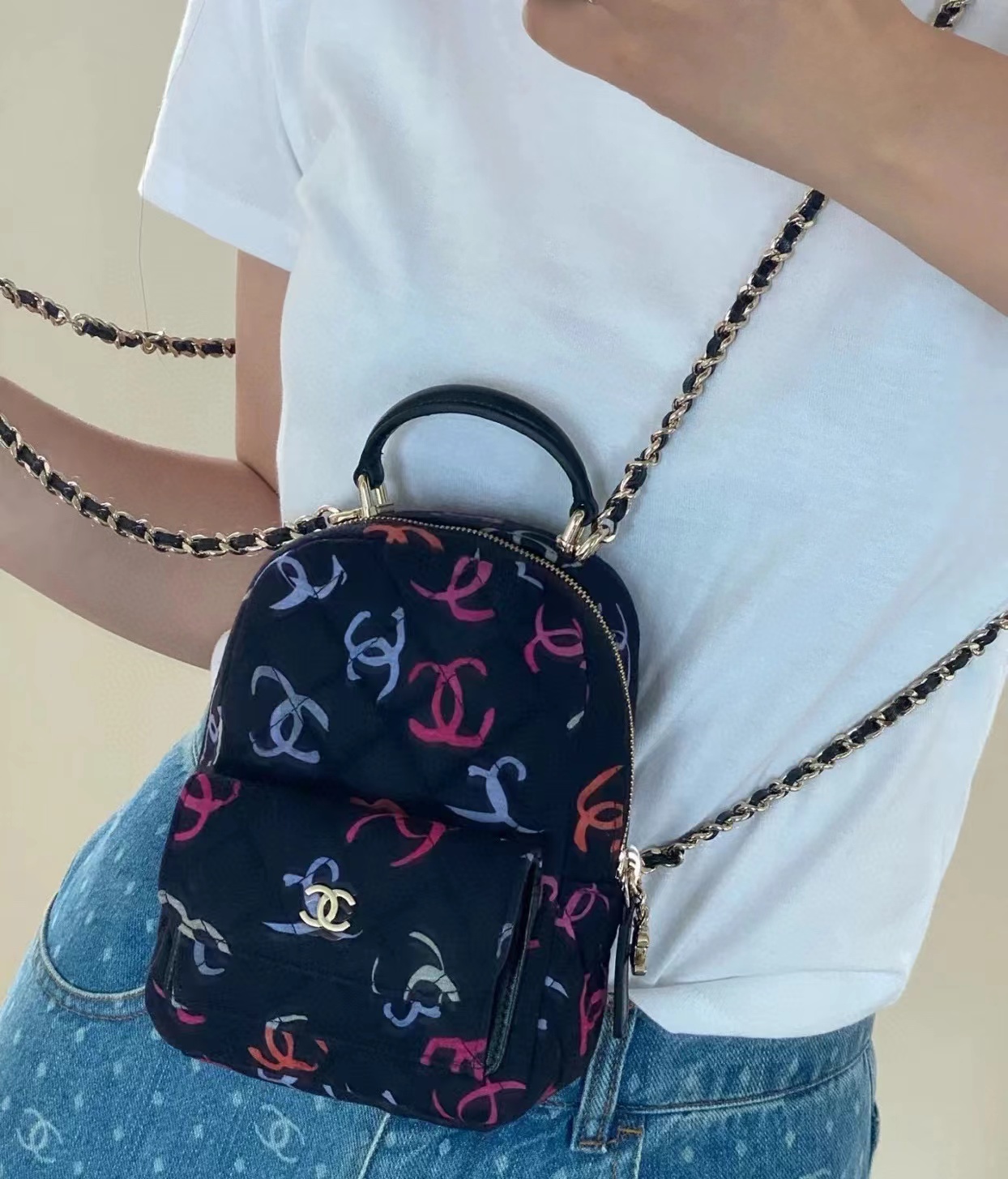 CHANE1 ダブルCロゴ チェーンバックパック【50％割引+送料無料】