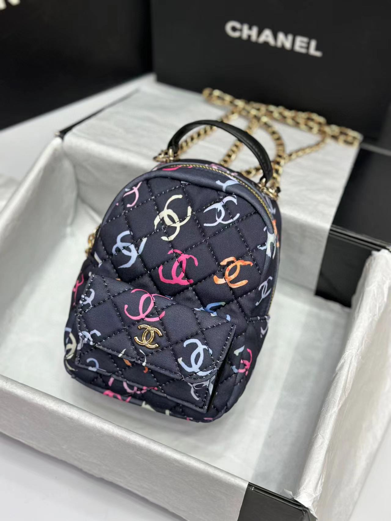 CHANE1 ダブルCロゴ チェーンバックパック【50％割引+送料無料】