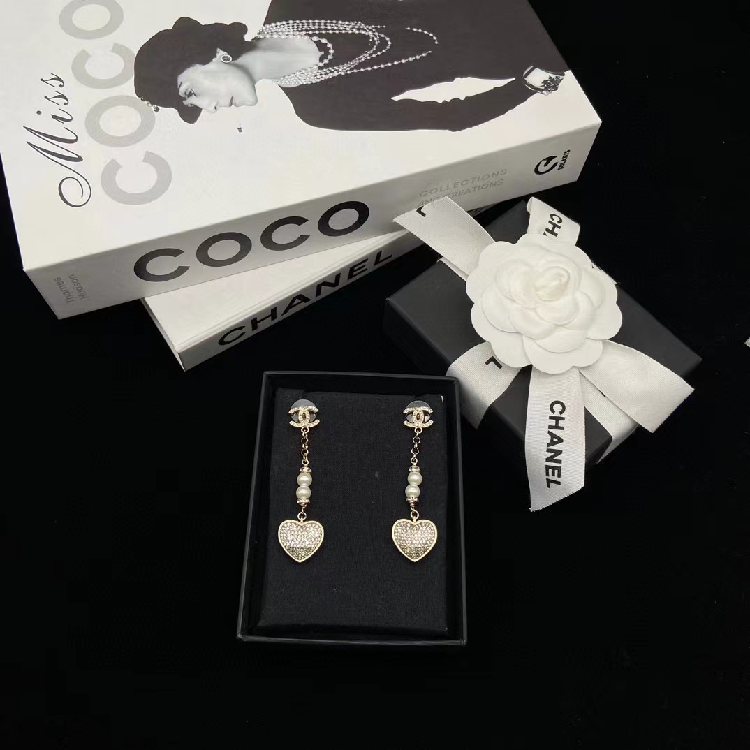 CHANE1 ハートロングピアス【50％割引+送料無料】